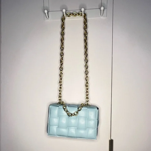 Blue purse - Picture 2 of 2